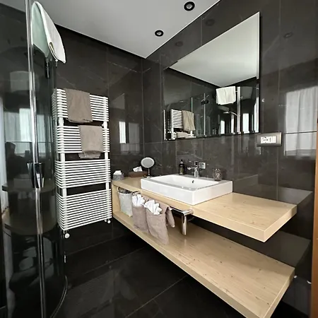 Garni Erna 3* سيلفا دي فال جاردينا