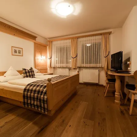 Garni Erna Hotel