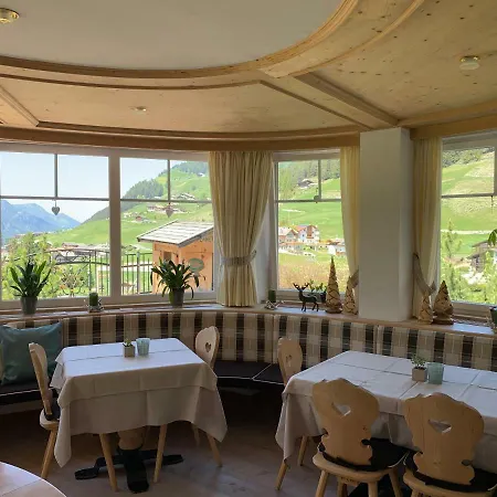 Garni Erna Hotel Wolkenstein in Gröden